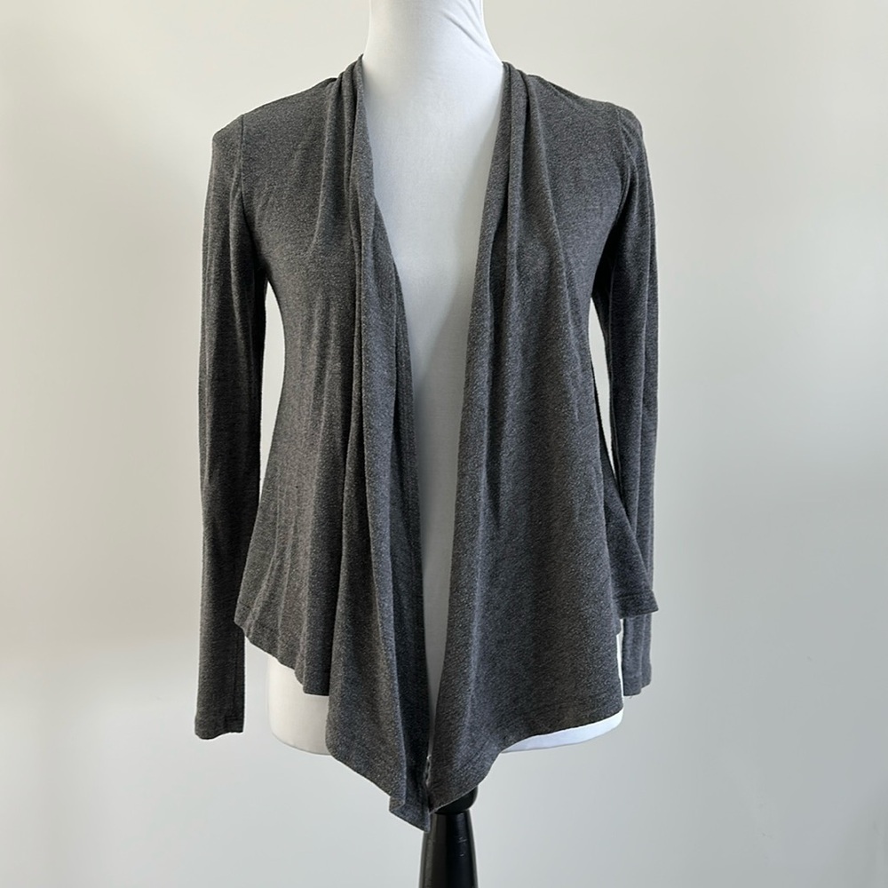 Ambiance Grey Cardigan Sweater Sz SM‎